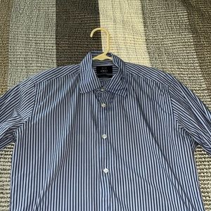 SHARP looking Boggi Milano button down shirt. Size medium